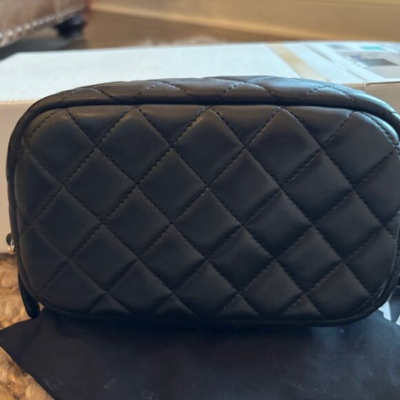 New CHANEL Camera Case Lambskin Black - Picture 5 of 10